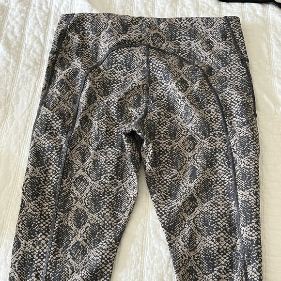Athleta Ultimate 7/8 Tight Snakeskin Leggings - Picture 3 of 3